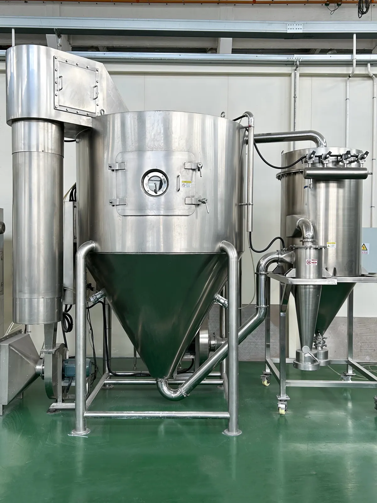PSD pilot spray dryer — drying chamber, cone and observation door