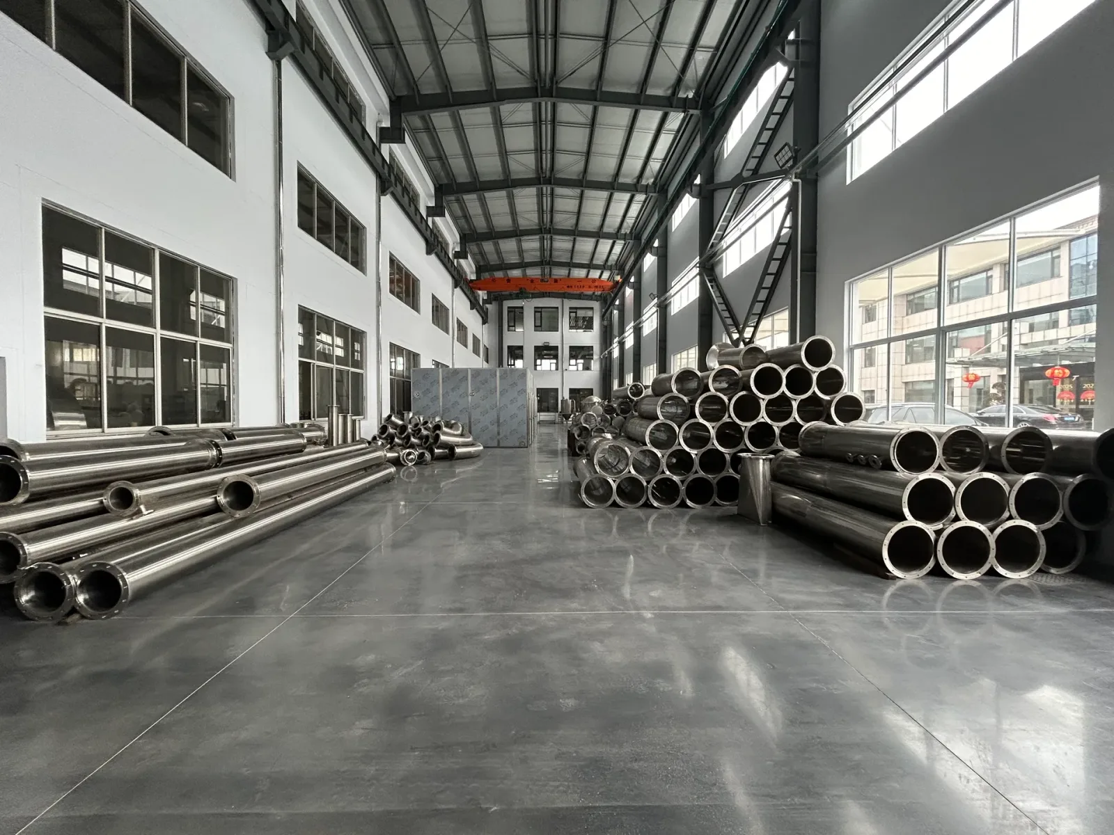 SINOTHERMO factory workshop with dryer assemblies in production