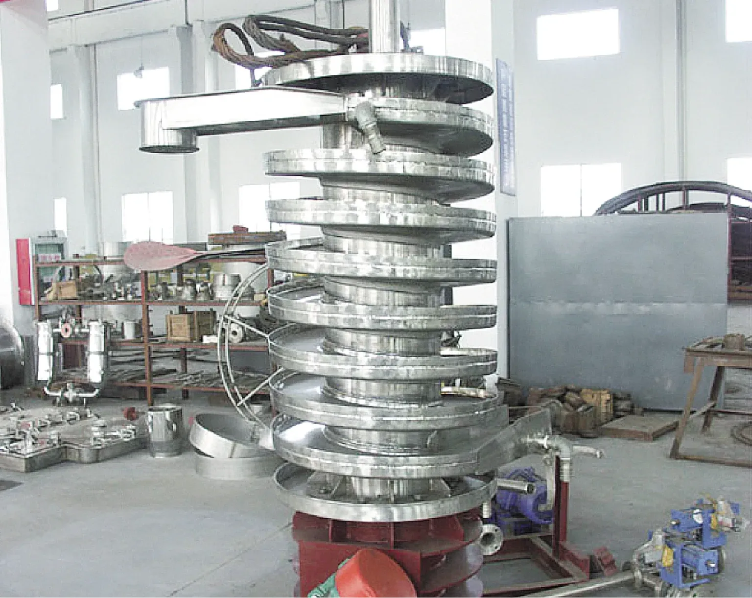 Máy sấy rung xoắn ốc cho sấy liên tục viên nén và hạt