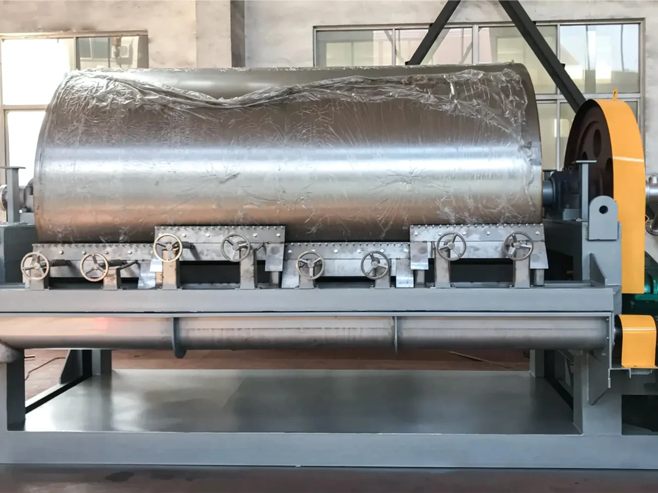 Sinothermo Vacuum Drum Scrape Dryer machine body